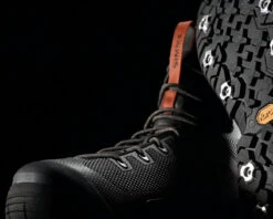 Simms G4 Pro Boot - Vibram Carbon -Angelbedarf Geschäft 12626 003 11r 5